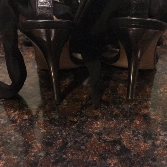 JLo Black Heels - Picture 5 of 8